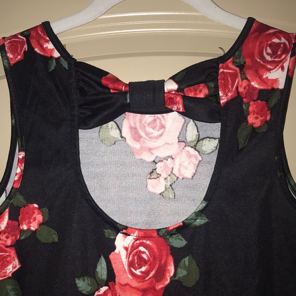 Forever 21 rose with back bow peplum top - Picture 3 of 5